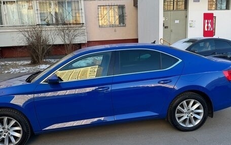 Skoda Superb III рестайлинг, 2019 год, 2 000 000 рублей, 3 фотография