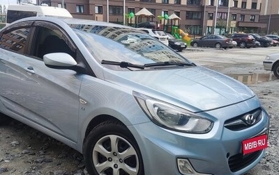 Hyundai Solaris II рестайлинг, 2011 год, 800 000 рублей, 1 фотография