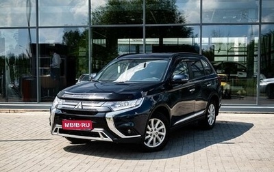 Mitsubishi Outlander III рестайлинг 3, 2021 год, 2 400 000 рублей, 1 фотография