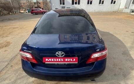 Toyota Camry, 2007 год, 970 000 рублей, 2 фотография