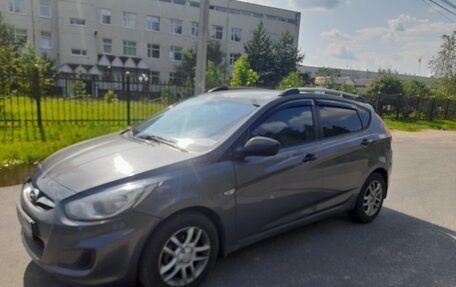 Hyundai Solaris II рестайлинг, 2012 год, 750 000 рублей, 2 фотография