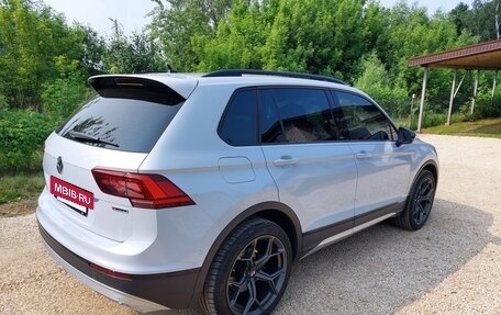 Volkswagen Tiguan II, 2018 год, 2 970 000 рублей, 12 фотография