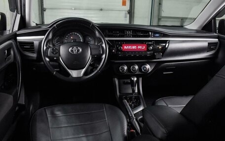Toyota Corolla, 2014 год, 1 250 000 рублей, 6 фотография