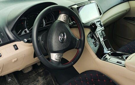 Toyota Venza I, 2010 год, 1 599 000 рублей, 2 фотография