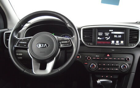 KIA Sportage IV рестайлинг, 2020 год, 2 100 000 рублей, 11 фотография