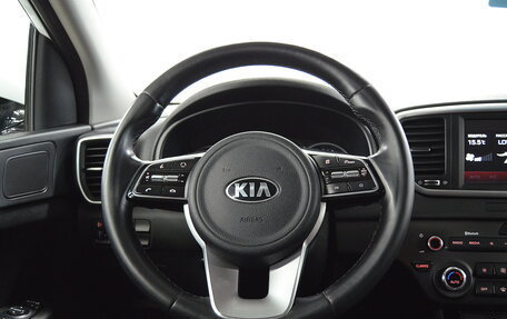 KIA Sportage IV рестайлинг, 2020 год, 2 100 000 рублей, 13 фотография