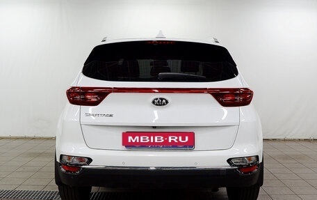 KIA Sportage IV рестайлинг, 2020 год, 2 100 000 рублей, 7 фотография
