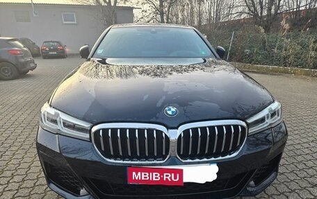 BMW 5 серия, 2022 год, 3 380 000 рублей, 2 фотография