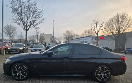BMW 5 серия, 2022 год, 3 380 000 рублей, 7 фотография