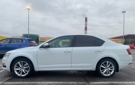 Skoda Octavia, 2017 год, 1 800 000 рублей, 9 фотография