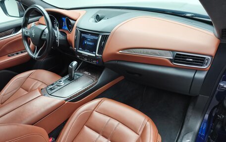 Maserati Levante I, 2018 год, 5 300 000 рублей, 9 фотография