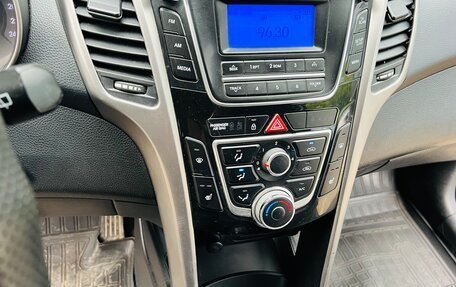 Hyundai i30 II рестайлинг, 2013 год, 699 000 рублей, 4 фотография