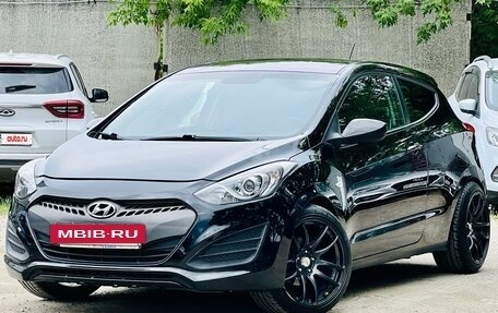 Hyundai i30 II рестайлинг, 2013 год, 699 000 рублей, 3 фотография