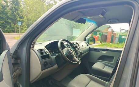 Volkswagen Caravelle T5, 2013 год, 1 860 000 рублей, 4 фотография