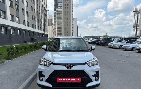 Toyota Raize I, 2020 год, 1 650 000 рублей, 2 фотография