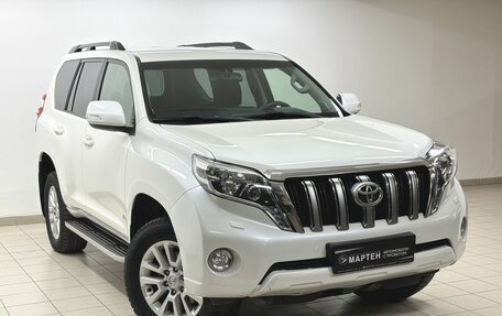 Toyota Land Cruiser Prado 150 рестайлинг 2, 2015 год, 3 897 000 рублей, 3 фотография