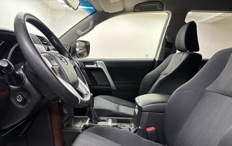 Toyota Land Cruiser Prado 150 рестайлинг 2, 2015 год, 3 897 000 рублей, 11 фотография