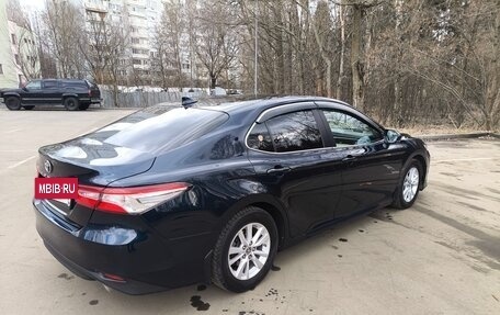 Toyota Camry, 2018 год, 2 420 000 рублей, 11 фотография