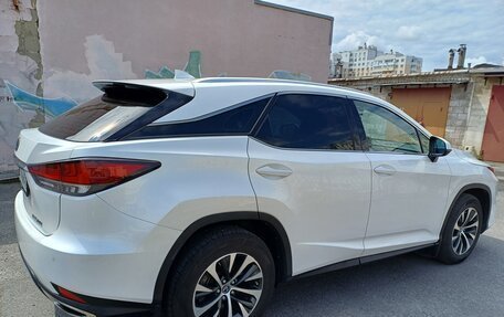 Lexus RX IV рестайлинг, 2021 год, 6 300 000 рублей, 5 фотография