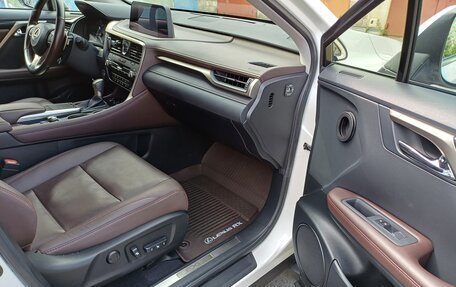 Lexus RX IV рестайлинг, 2021 год, 6 300 000 рублей, 11 фотография