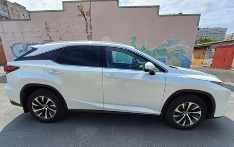 Lexus RX IV рестайлинг, 2021 год, 6 300 000 рублей, 10 фотография