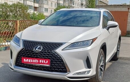 Lexus RX IV рестайлинг, 2021 год, 6 300 000 рублей, 3 фотография