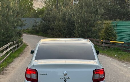 Renault Logan II, 2016 год, 700 000 рублей, 2 фотография