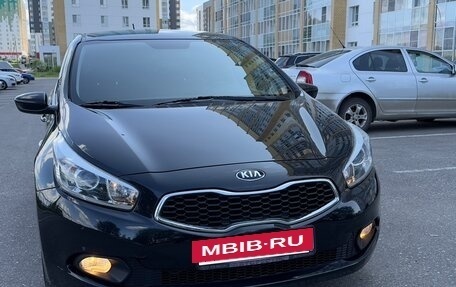 KIA cee'd III, 2015 год, 1 050 000 рублей, 2 фотография