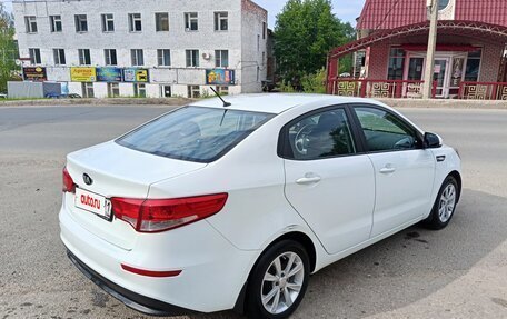 KIA Rio III рестайлинг, 2016 год, 800 000 рублей, 4 фотография