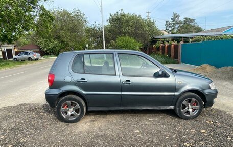 Volkswagen Polo III рестайлинг, 2000 год, 190 000 рублей, 3 фотография