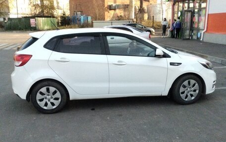 KIA Rio III рестайлинг, 2015 год, 960 000 рублей, 2 фотография