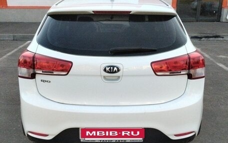 KIA Rio III рестайлинг, 2015 год, 960 000 рублей, 3 фотография