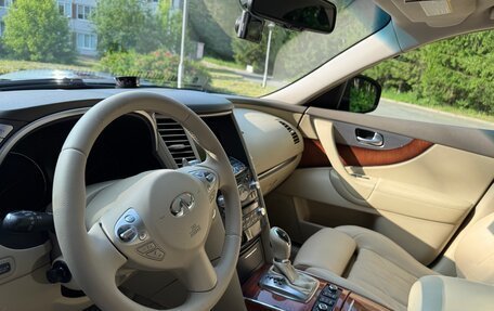 Infiniti FX II, 2011 год, 2 490 000 рублей, 9 фотография