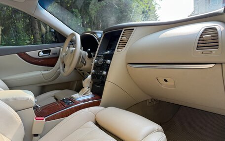 Infiniti FX II, 2011 год, 2 490 000 рублей, 12 фотография