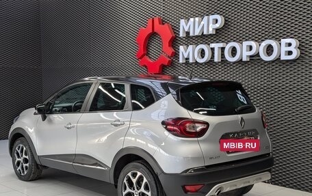 Renault Kaptur I рестайлинг, 2019 год, 1 720 000 рублей, 8 фотография