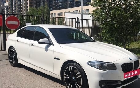 BMW 5 серия, 2016 год, 2 390 000 рублей, 2 фотография