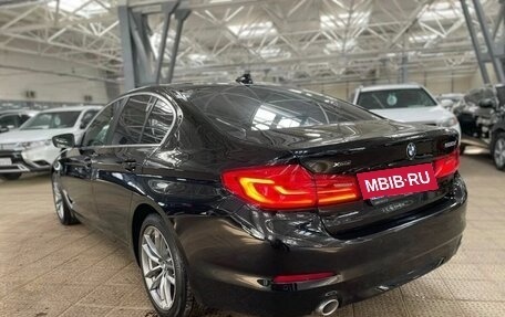 BMW 5 серия, 2019 год, 3 350 000 рублей, 12 фотография