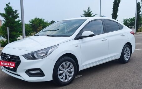 Hyundai Solaris II рестайлинг, 2019 год, 1 350 000 рублей, 2 фотография