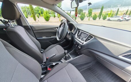 Hyundai Solaris II рестайлинг, 2019 год, 1 350 000 рублей, 6 фотография