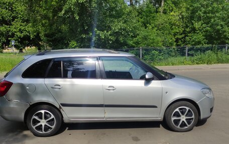 Skoda Fabia II, 2008 год, 359 999 рублей, 2 фотография