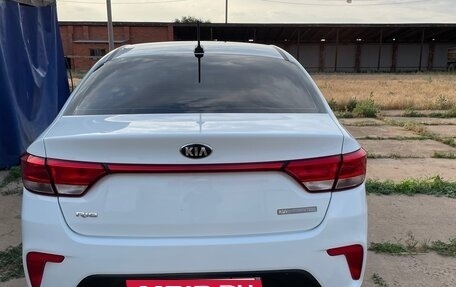 KIA Rio IV, 2018 год, 1 290 000 рублей, 3 фотография