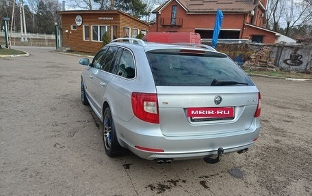Skoda Superb III рестайлинг, 2011 год, 1 350 000 рублей, 5 фотография