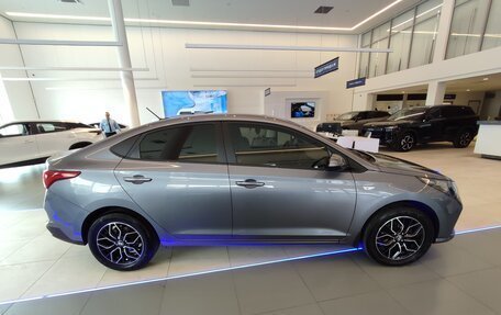Hyundai Solaris II рестайлинг, 2021 год, 1 830 000 рублей, 6 фотография