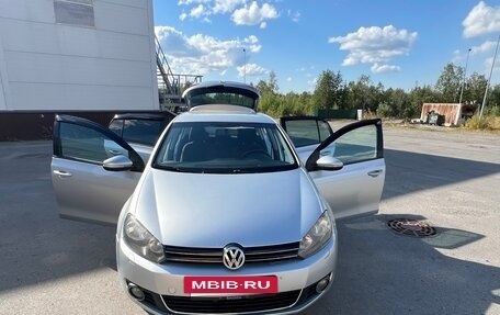 Volkswagen Golf VI, 2010 год, 670 000 рублей, 2 фотография