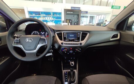Hyundai Solaris II рестайлинг, 2021 год, 1 830 000 рублей, 8 фотография