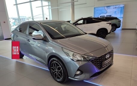 Hyundai Solaris II рестайлинг, 2021 год, 1 830 000 рублей, 7 фотография
