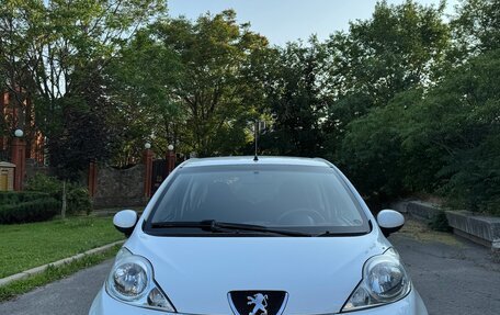 Peugeot 107 I рестайлинг, 2011 год, 610 000 рублей, 7 фотография