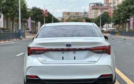 Toyota Avalon, 2022 год, 2 300 090 рублей, 4 фотография