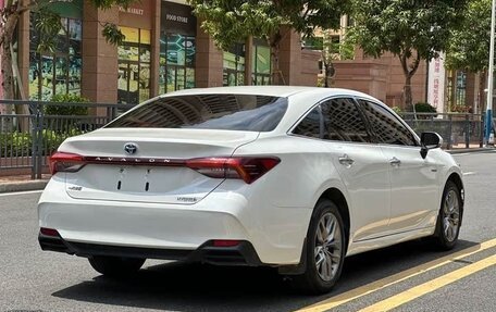 Toyota Avalon, 2022 год, 2 300 090 рублей, 2 фотография