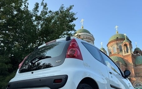 Peugeot 107 I рестайлинг, 2011 год, 610 000 рублей, 8 фотография